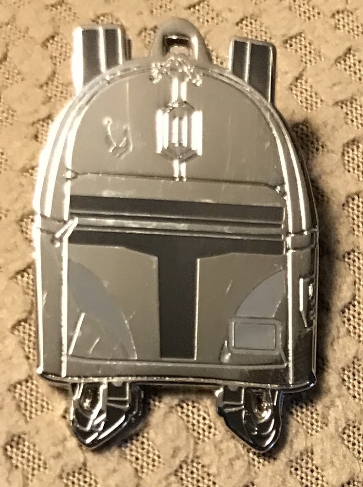 Loungefly Star Wars Clone Wars blind pin - Mandalorian