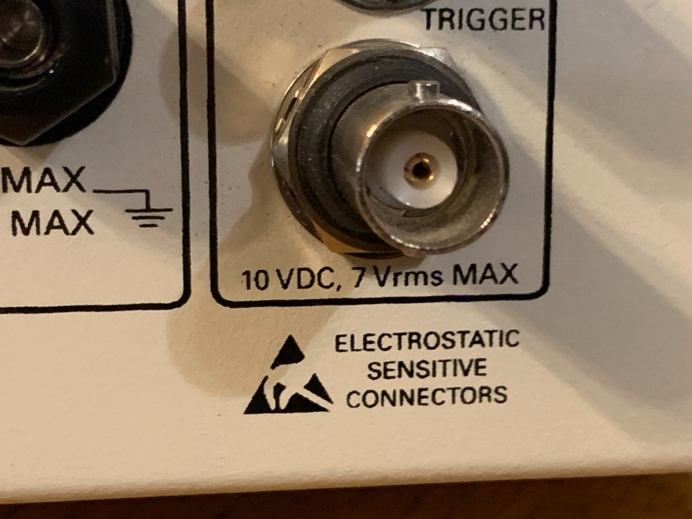 National Instruments NI ELVIS System 189323A-01 w/ Prototyping Board Untested