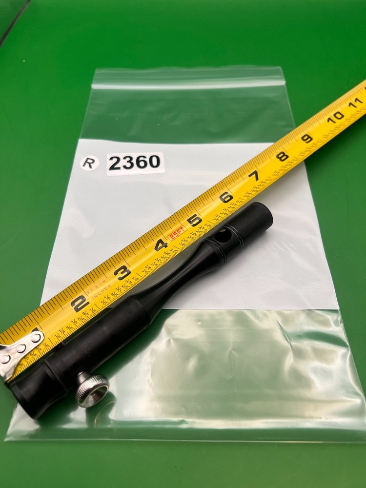 Autococker Bolt