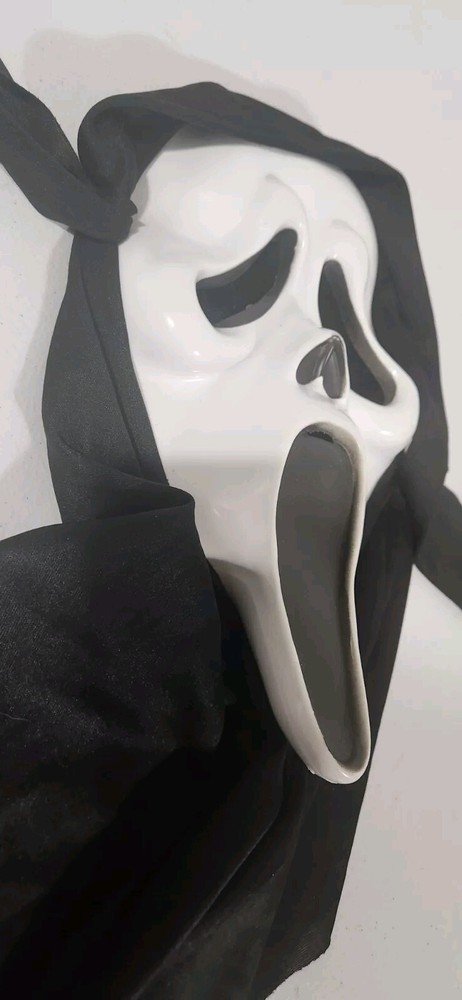 Scream Ghost Face Mask Ghost Face Lives Halloween