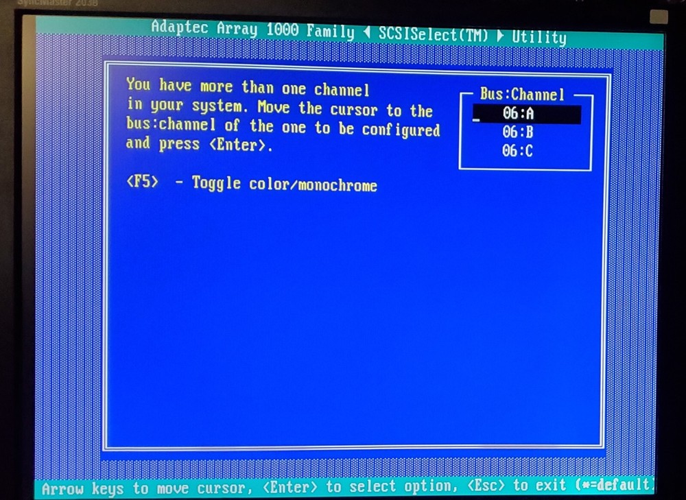 ADAPTEC AAA-132/133 PCI RAID Controller 1651606-00--POWERS UP--
