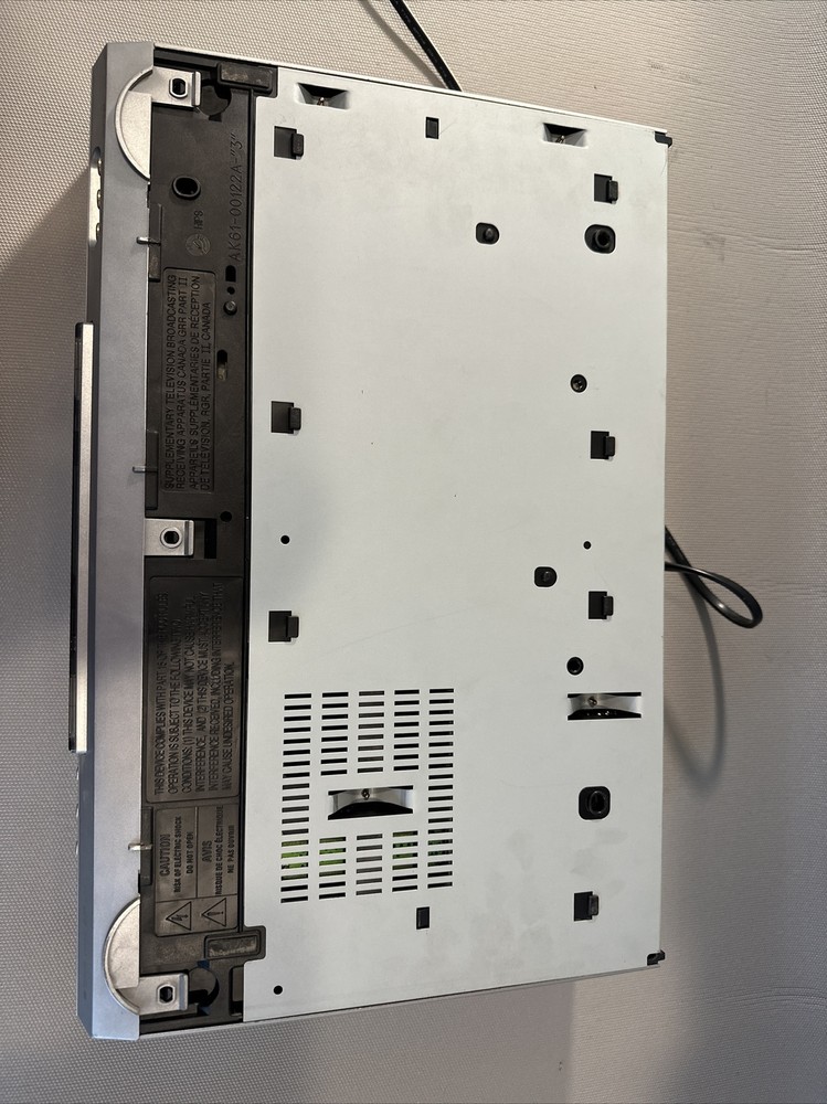 Sony DVD VCR Combo SLV-D300P DVD DOES NOT WORK