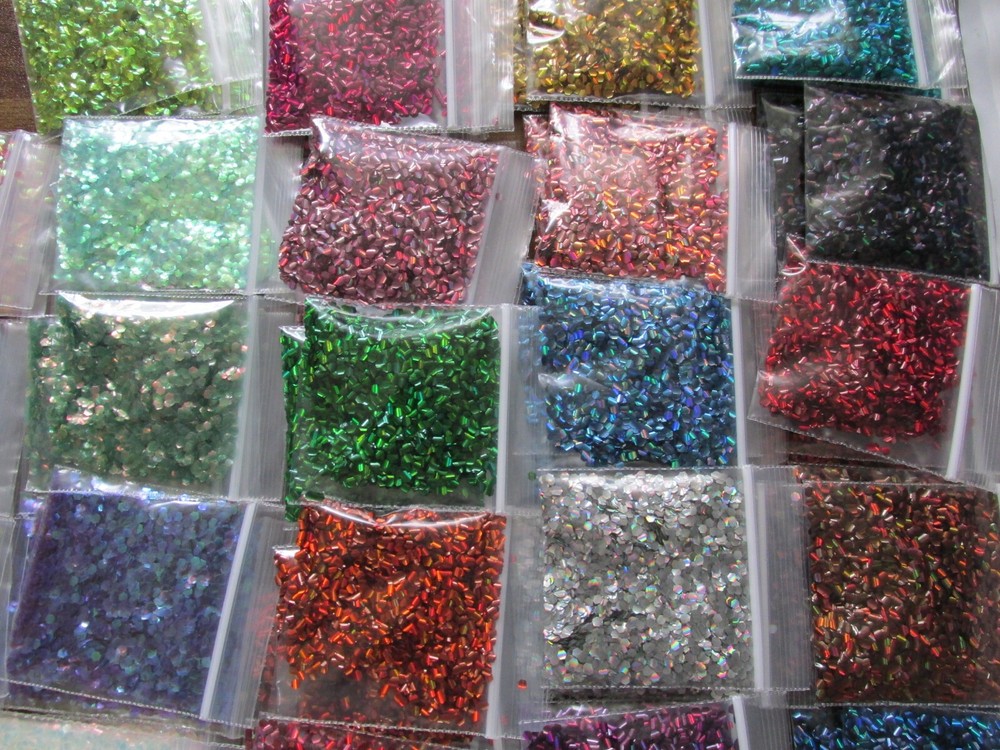 32 pieces Mermaid fish scales glitter bundle