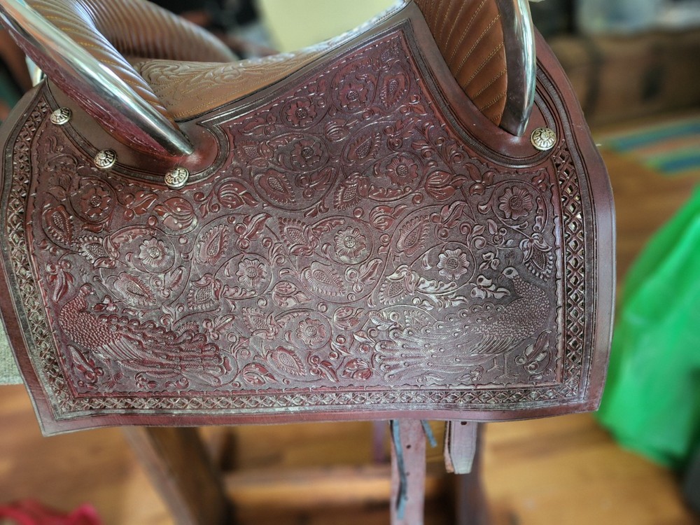Peruvian Show Saddle