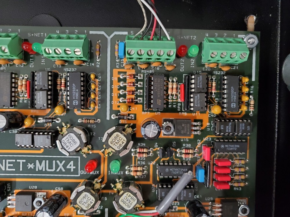 New NET MUX4 Hirsch Electronics Network Multiplexor