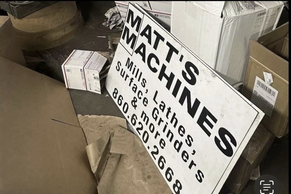 Mitsui Precision Toolroom 612 Surface Grinder Model MSG:200MH Machine# 82043185