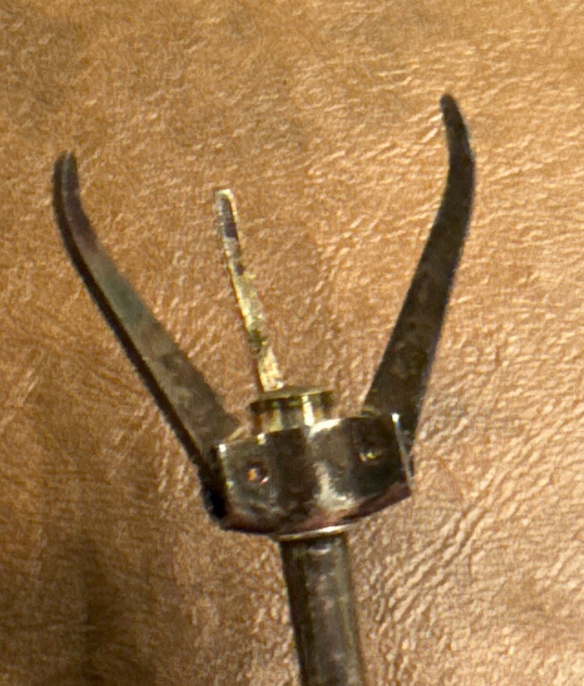 Vintage Olive Ice Sugar Picker Silver