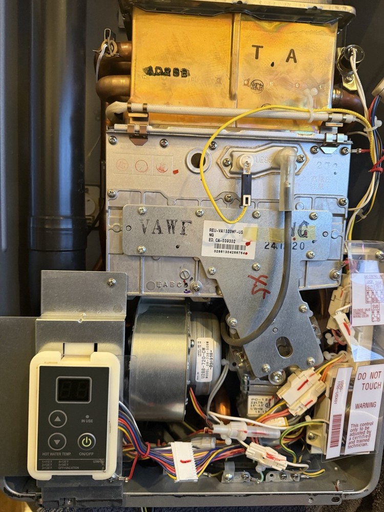 Rinnai RH180 Tankless Unit REU-VA1320WF-US - Error 63 sold As-Is (#2)