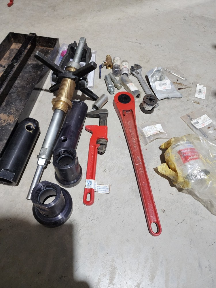 Reed Drilling Machine Corps Steps Thru Saddle-Live water Tap Tool