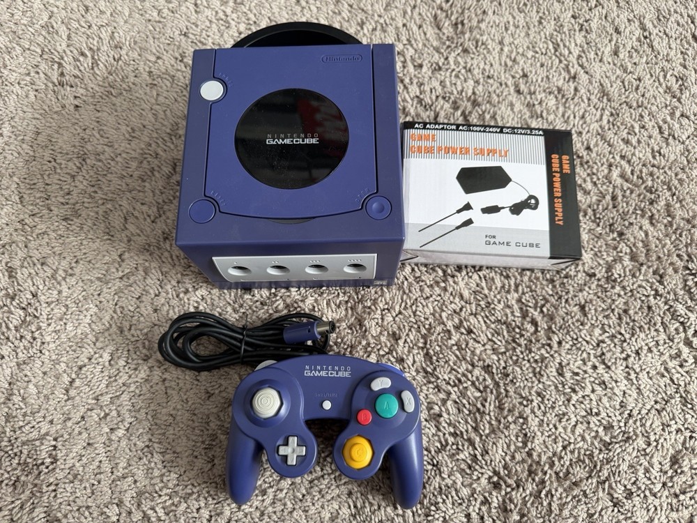 Nintendo GameCube Gaming Console DOL-001 Indigo Purple Controller Bundle Working
