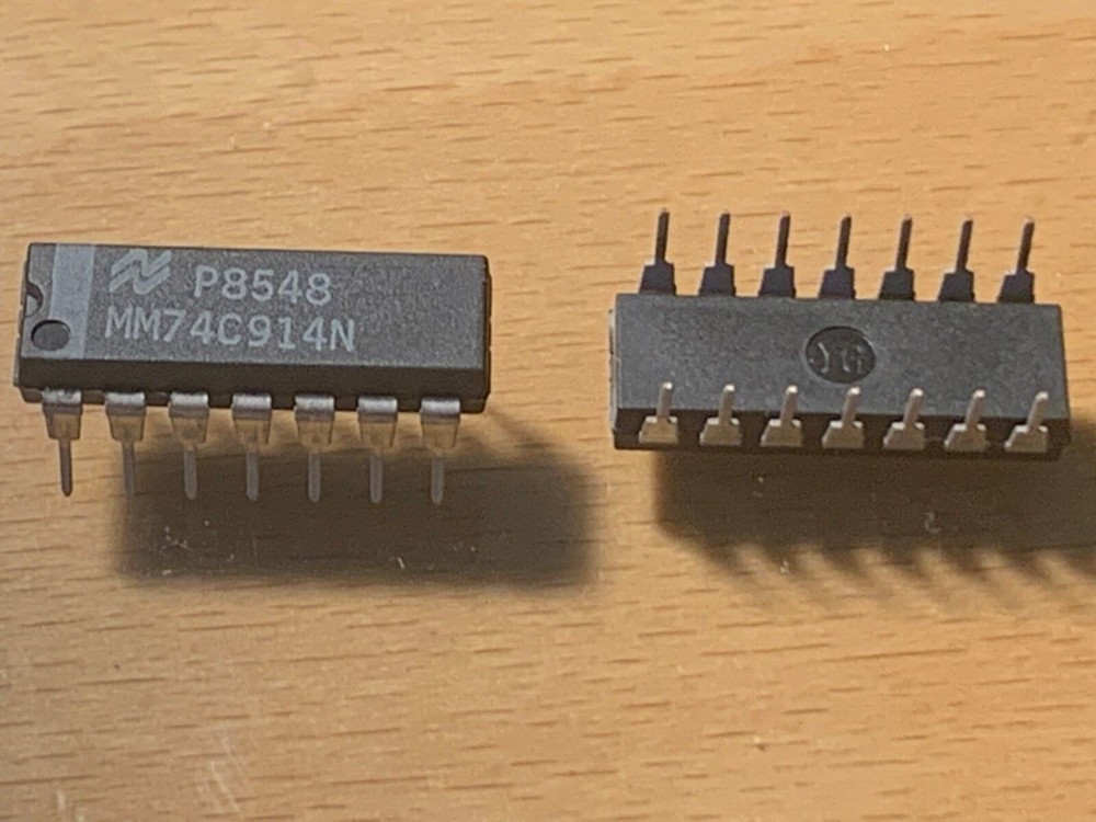 MM74C914N NATIONAL IC - Hex Schmitt Trigger with Extended Input Voltage - DIP14