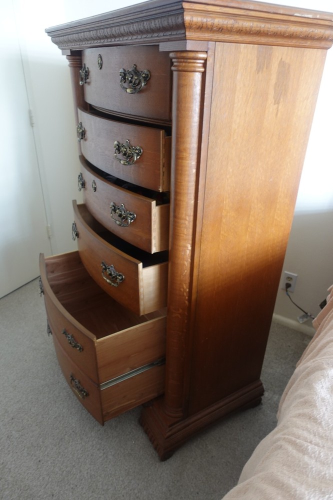 Queen 5 piece Pulaski bedroom set