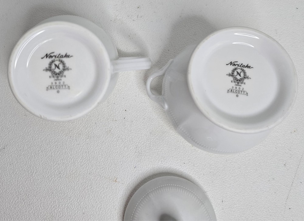 Noritake Alcott Covered Sugar & Creamer Set