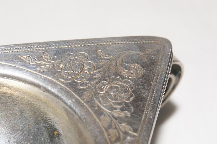 Antique triangular historism silver spice / salt bowl, est. ~ 1800 - 1850