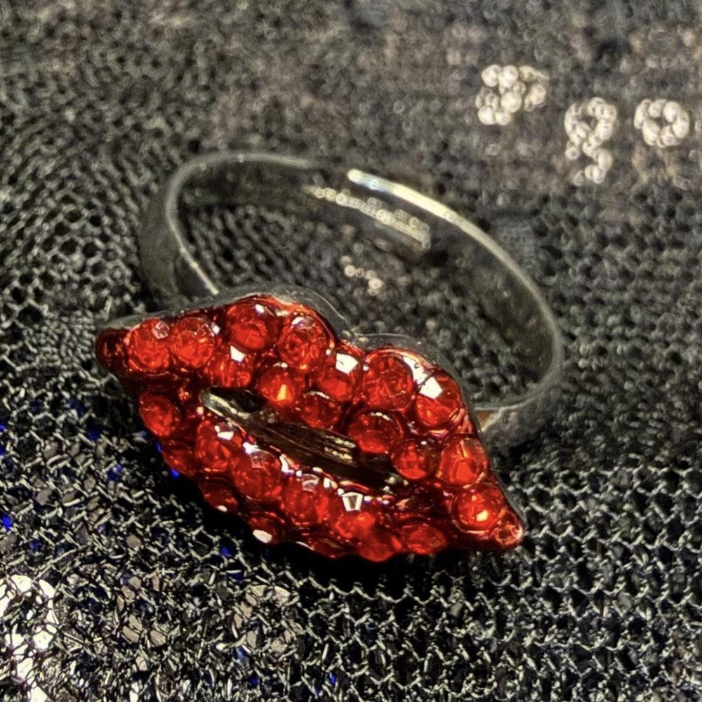 Red Lips Adjustable Statement Ring