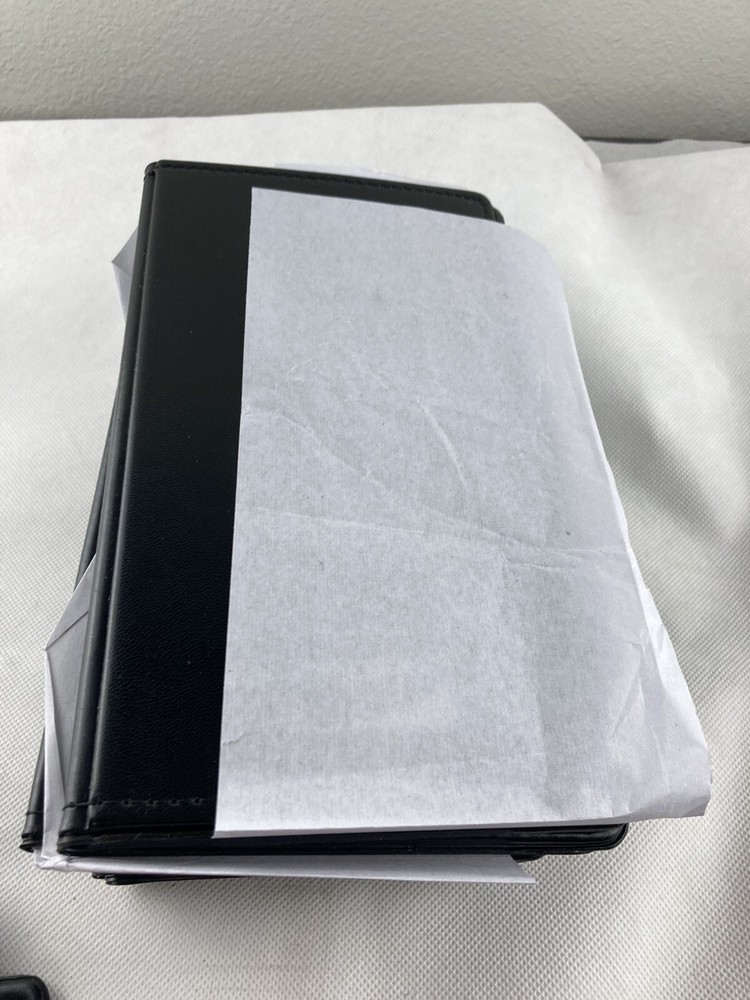 - NEW 15 PCS DOUBLE PANEL CHECK PRESENTER DISCOVER RESTAURANT SERVER BOOKS LOT -