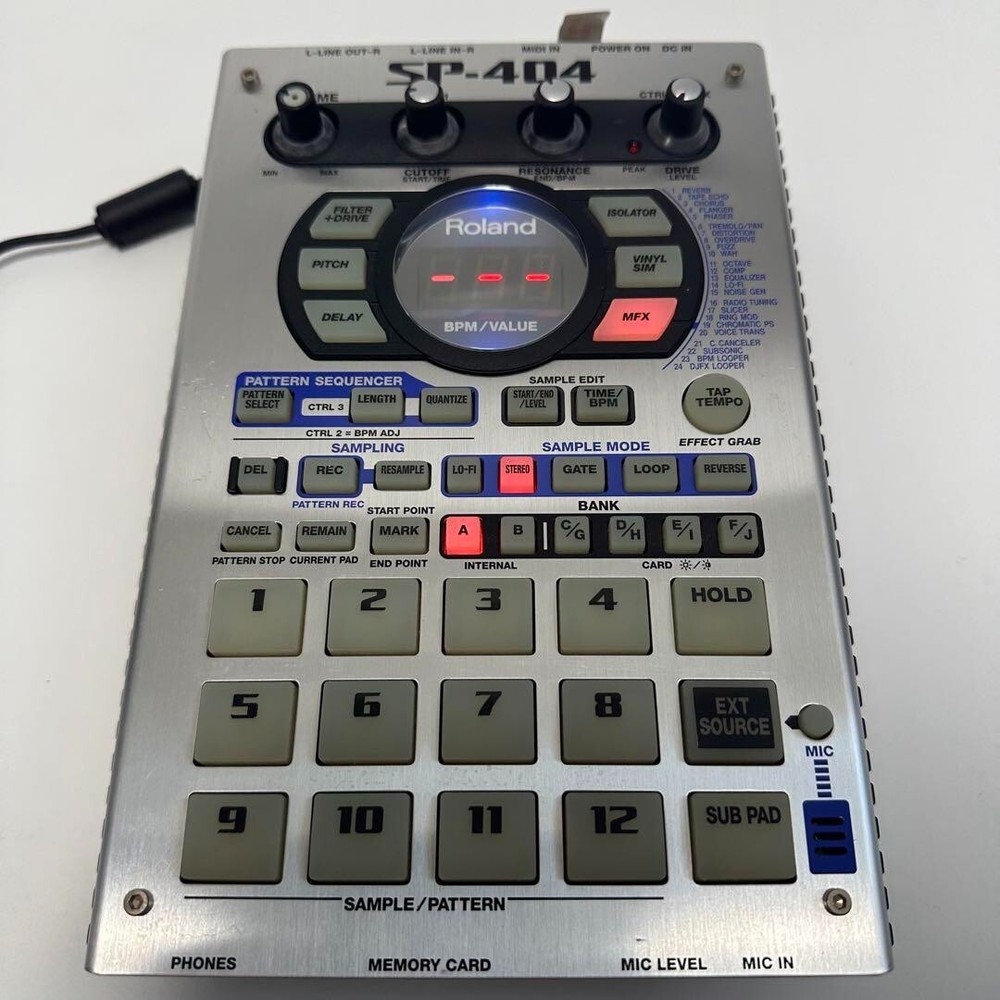 Roland SP-404 Dr. Sample Portable Linear Wave Sampler Sequencer Machine Effector