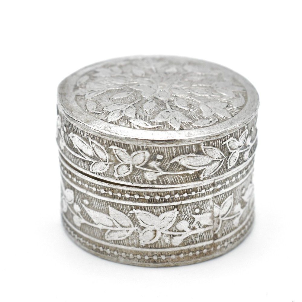 Antique Solid Silver Pill Box Snuff Box Chased Foliate Box Continental