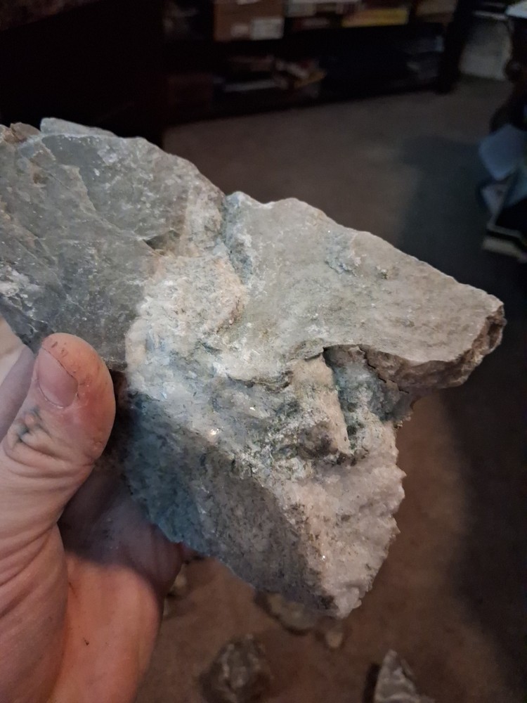 Quartz Serpentine Ore