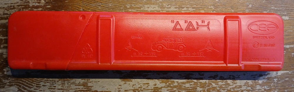 Volvo 27R0307067 V50 Warning Triangle