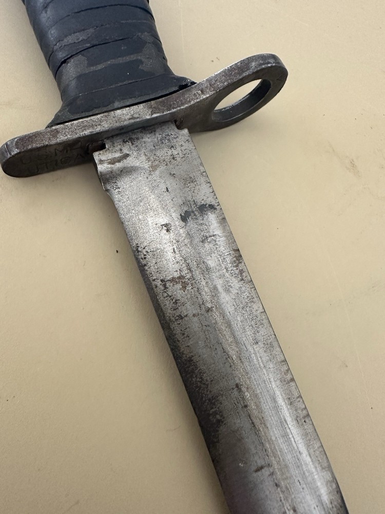 US Utica Bayonet & M8 Scabbard