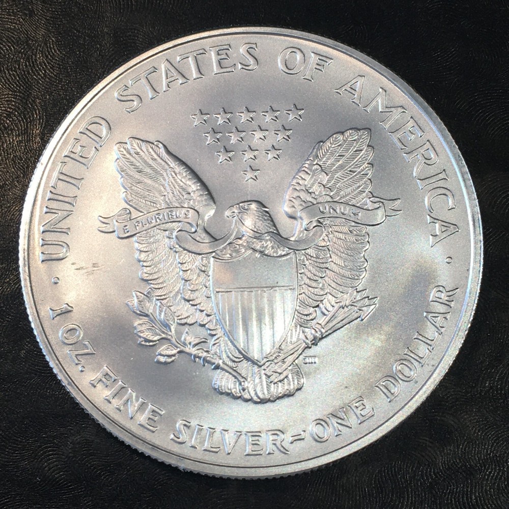 2005 Uncirculated American Silver Eagle US Mint Issue 1oz Pure Silver #o595