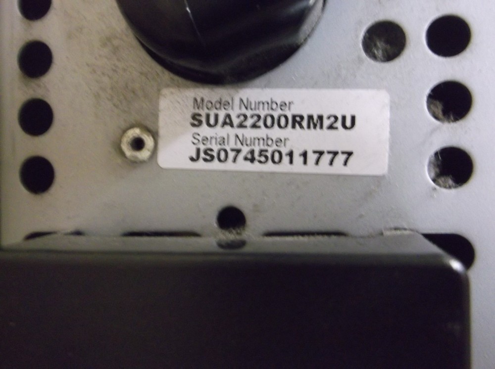 APC SmartUPS 2200 SUA2200RM2U