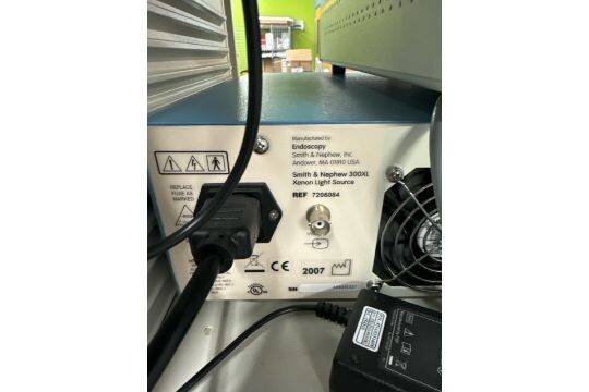 Smith & Nephew Dyonics 300 XL Xenon Light Source