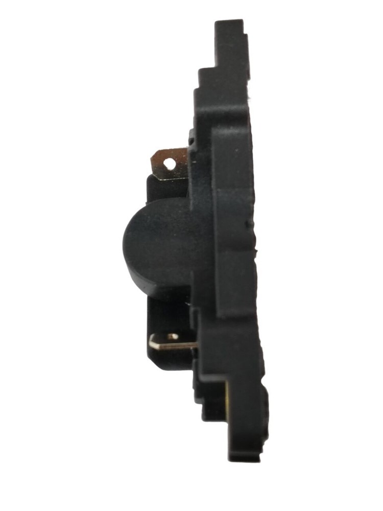 Suitable for Mitsubishi J152 MD607814 ignition control module