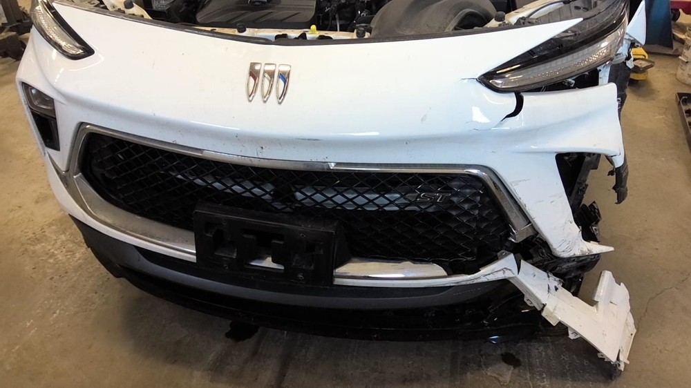 Air Shutter Upper Activ Fits 22-25 TRAILBLAZER 738300