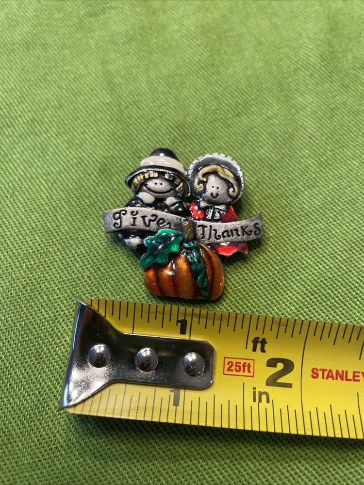 The Give Thanks Pin. Excellent Condition!