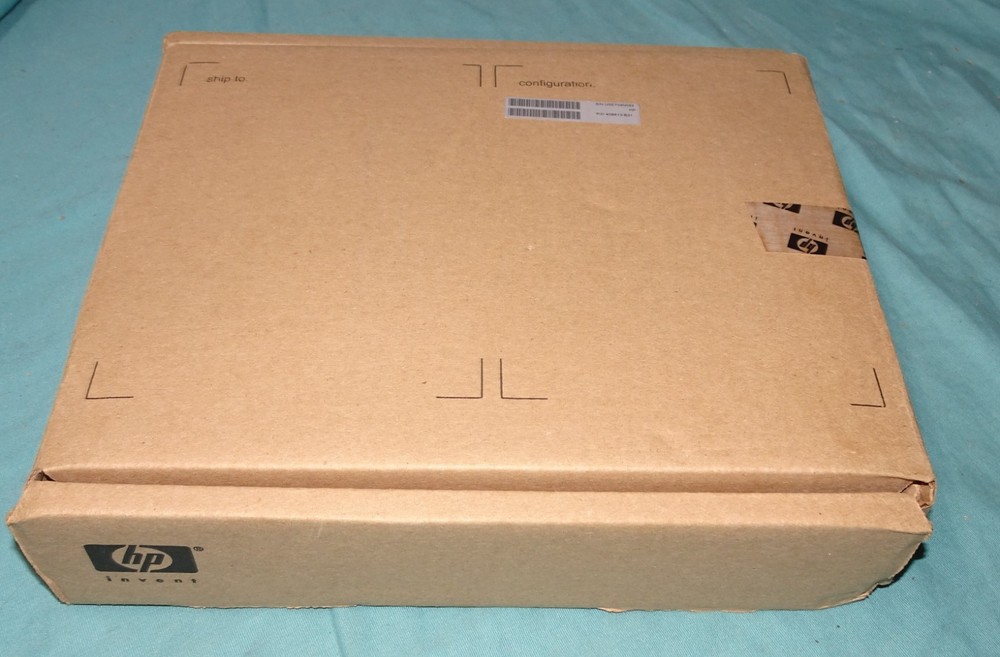 409613-B21 == NEW == COMPLETE HP 2.6Ghz 8218 HE Opteron CPU Kit