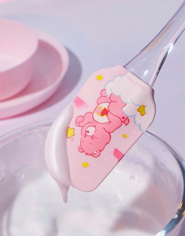 Care Bears Pink Heart-shaped Bear Cake Cream Scraper