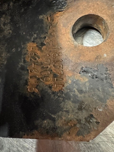 PETERBILT A62-6016 LEG-ENGINE REAR