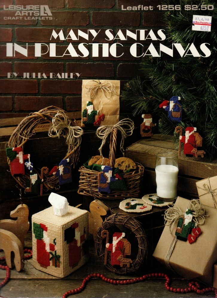 Leisure Arts 1256 MANY SANTAS Christmas Plastic Canvas Pattern Leaflet