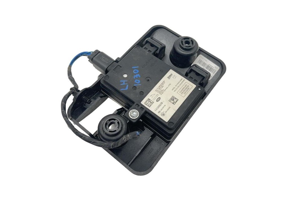 2017-2019 Jaguar XE Left Driver Side Blind Spot Alert Radar Unit With Bracket