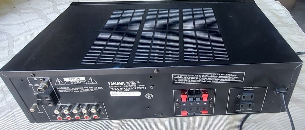 Yamaha RX-385 Natural Sound Receiver