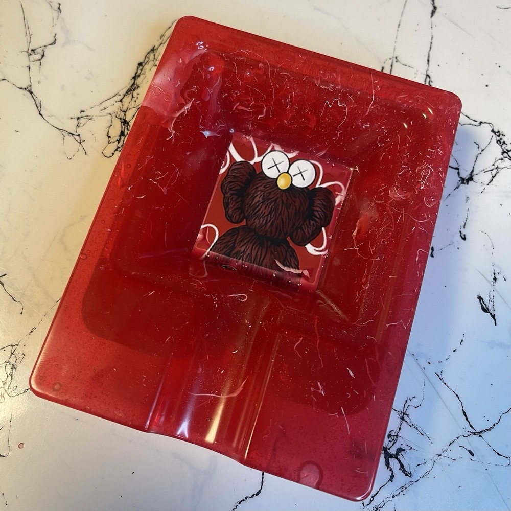 Red Klaws Cigar Ashtray