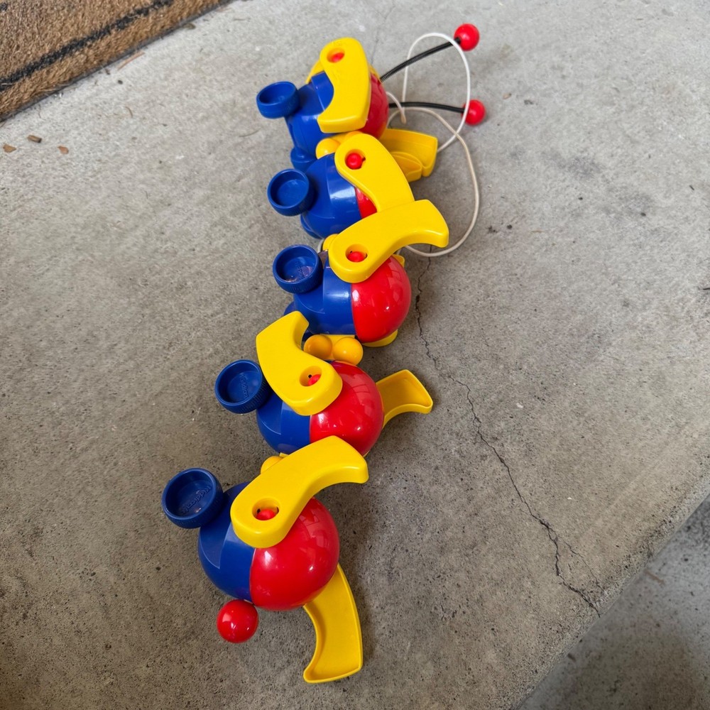 Vtg Kiddicraft Clatterpillar Pull-along Wiggle Worm Pull Toy Segmented Toddler