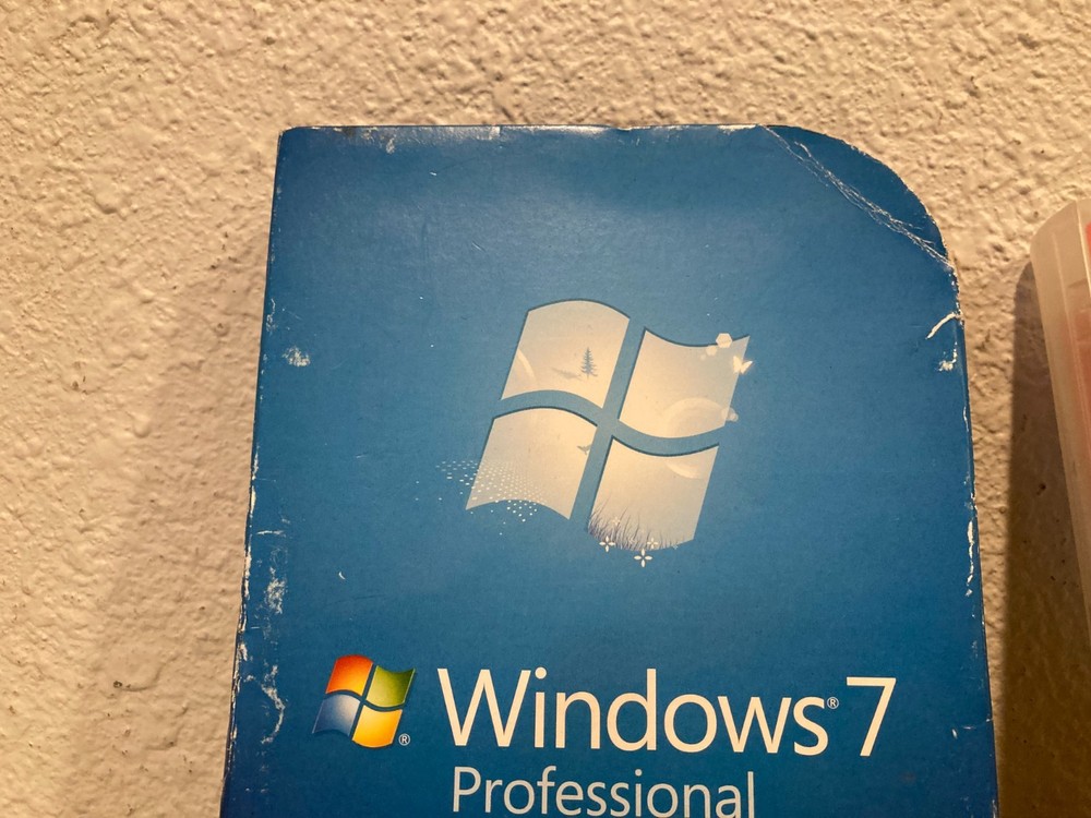 Microsoft Windows 7 Professional 32/64 Bit Full Version for Windows