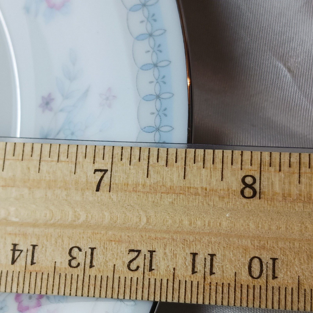 CROWN MING FINE CHINA HARMONY PATTERN DINNER SET FOR 4 (20 pieces)