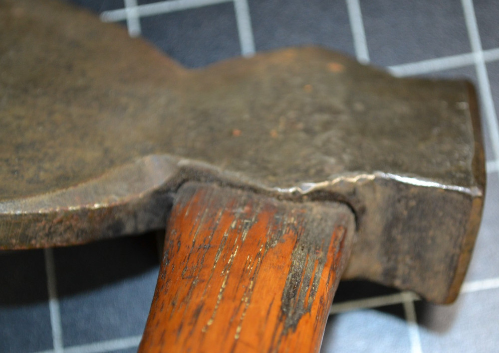 1914 HAND MADE - CAMP HATCHET