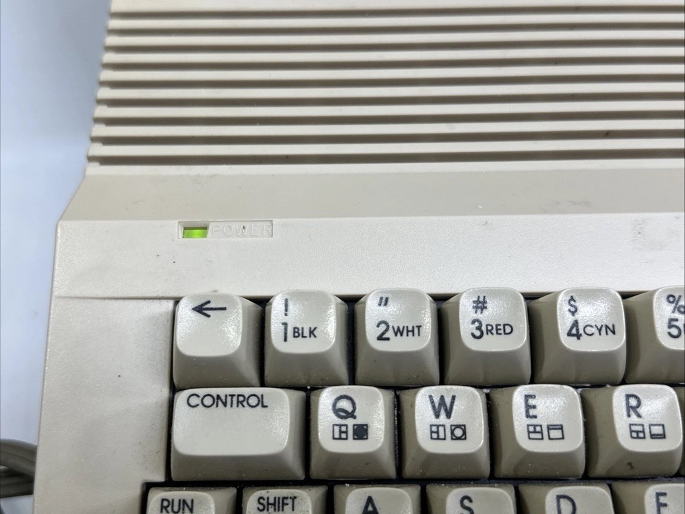 Vintage Commodore 64C Home Computer Console In Blue Box Working W/ Cassette