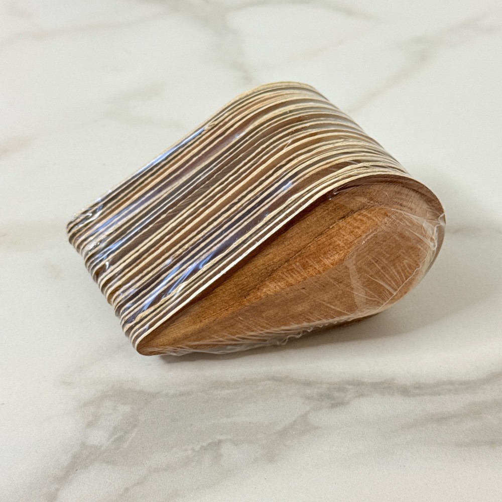Areca Palm Leaf Dish Teardrop 10cm – 25 Pcs – Biodegradable – PPTEARDROP100