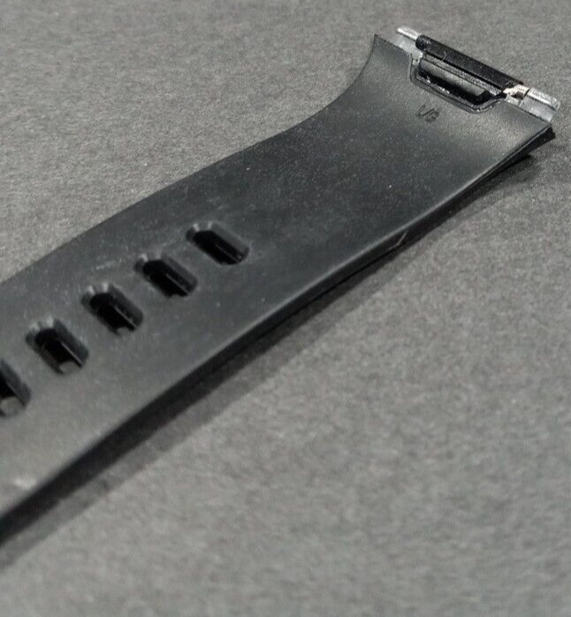 Replacement Silicone Classic Band Strap Wristband For Fitbit Ionic Watch L-NIP