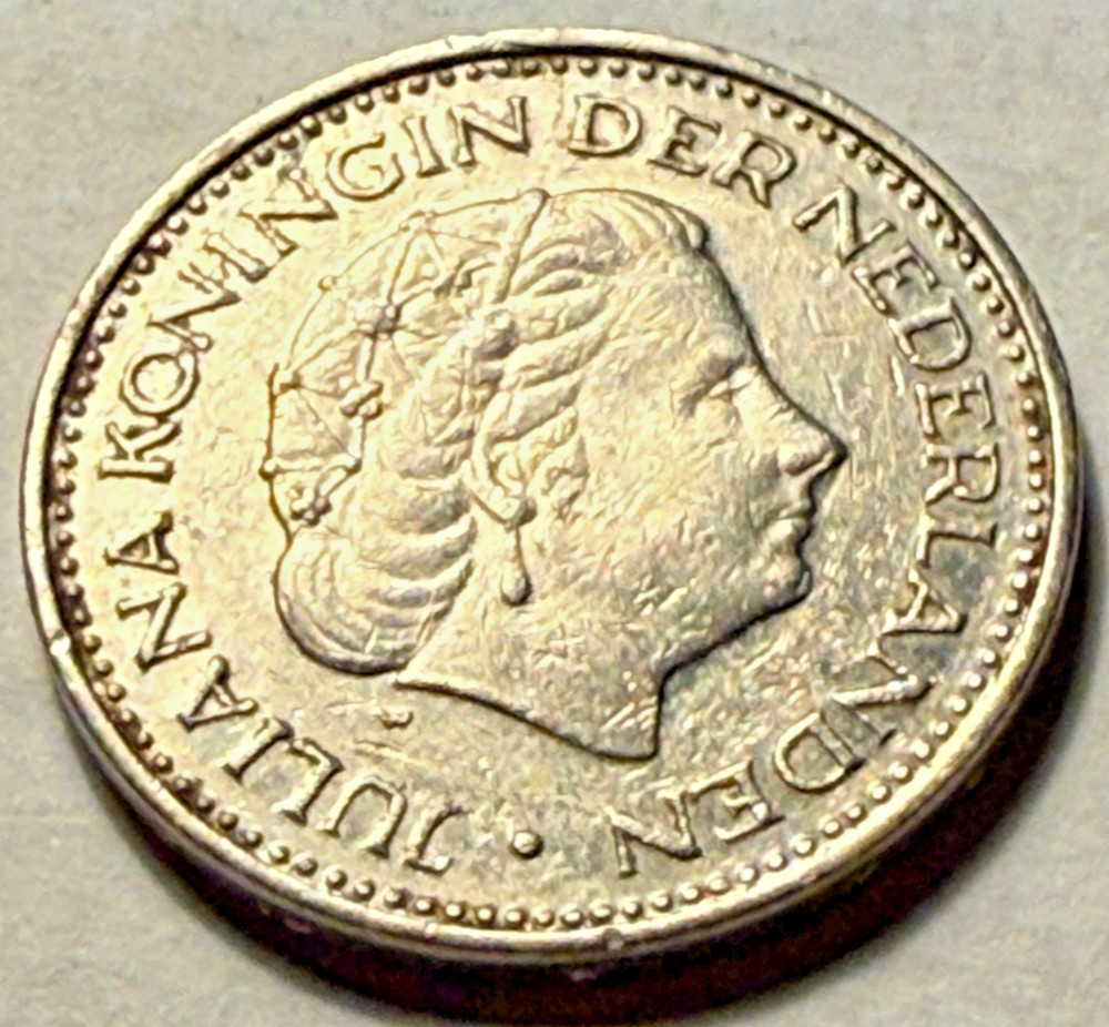 Netherlands 1972 1 Gulden coin