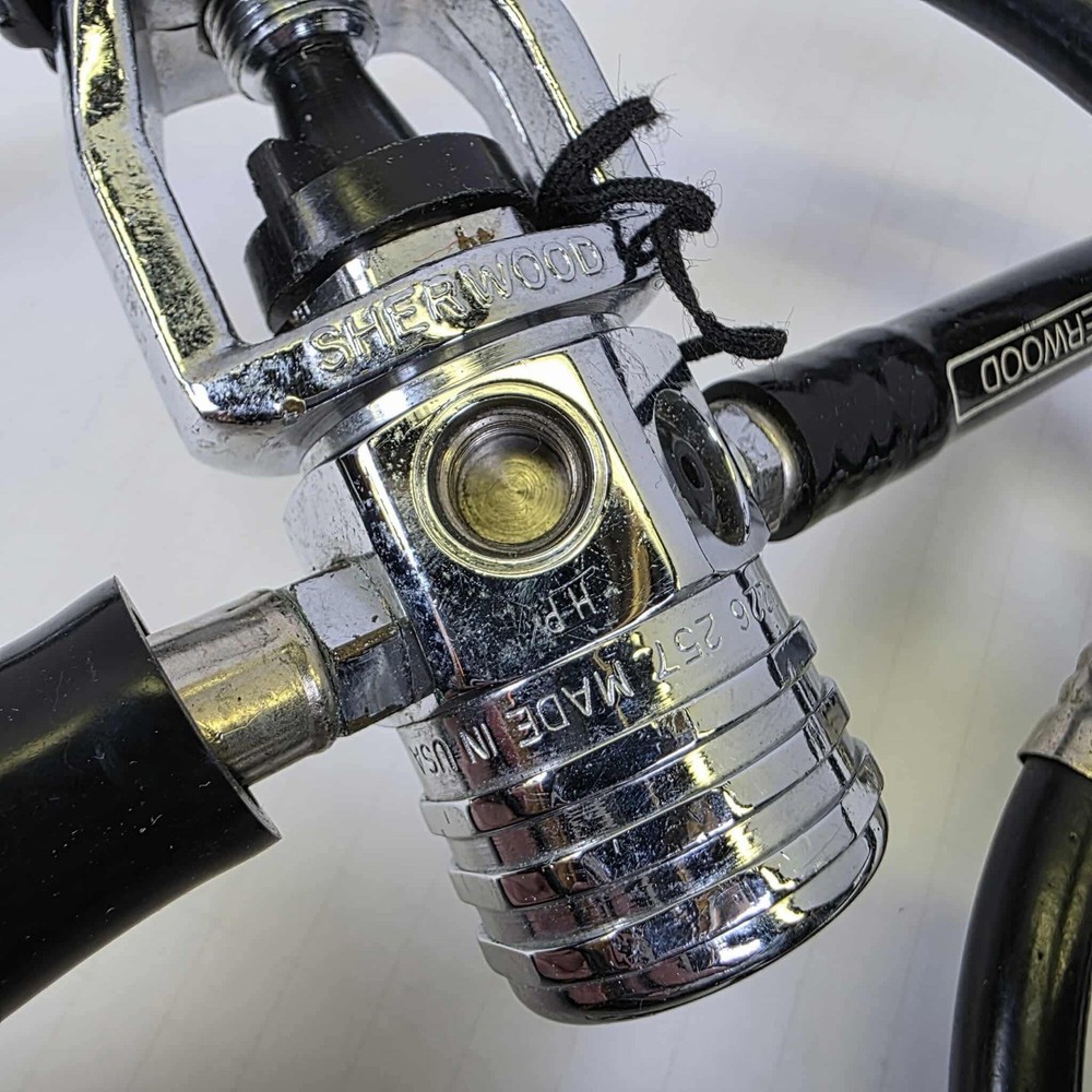 **UNTESTED** Sherwood Scuba Regulator and Octopus set