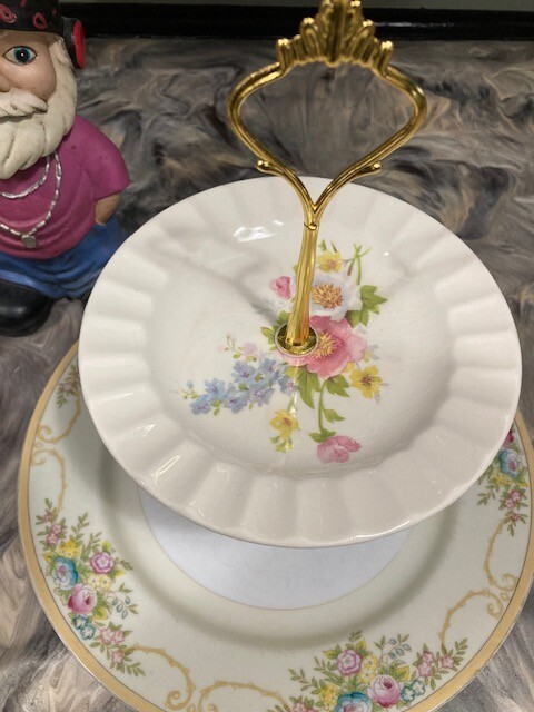 TWO TIER DISPLAY CAKE PLATE SNACK PLATE PARTY PLATE SERVEWARE