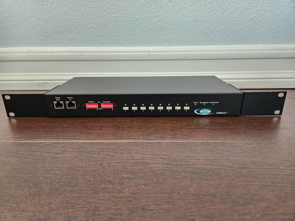 Network Technologies Incorporated NTI UNIMUX-USBV-8O 8-Port KVM Switch