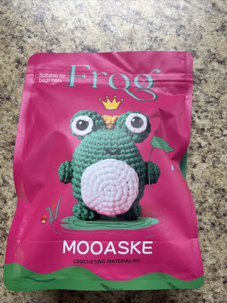 Crochet Kit for Beginners - Frog - Beginner Crochet Kit...